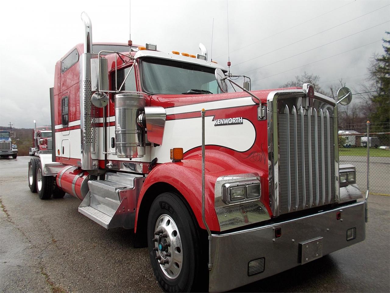 Used 2013 KENWORTH W900L For Sale in Hubbard, OH 44425 AutoBoss 5.7