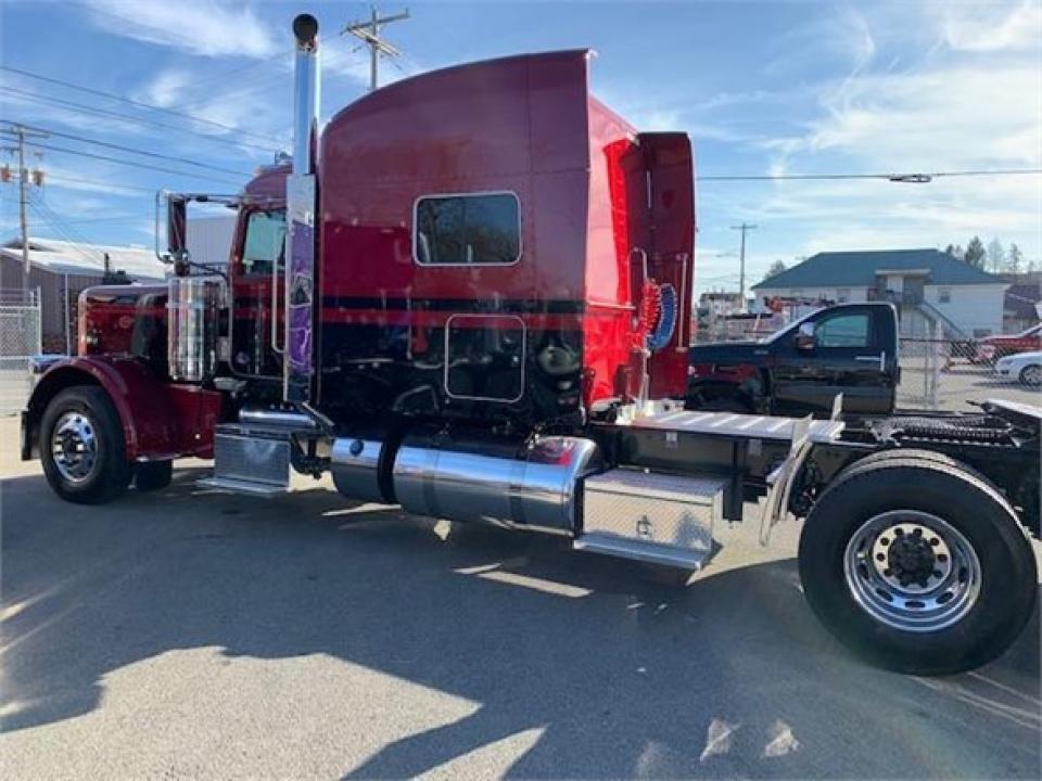New 2020 PETERBILT 389 For Sale in Eau Claire, Pe 160306030 Grape 4.7