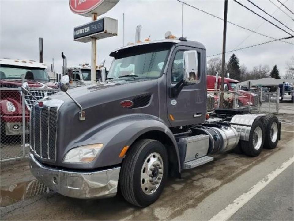 Used 2015 PETERBILT 579 For Sale in Eau Claire, Pe 160306030