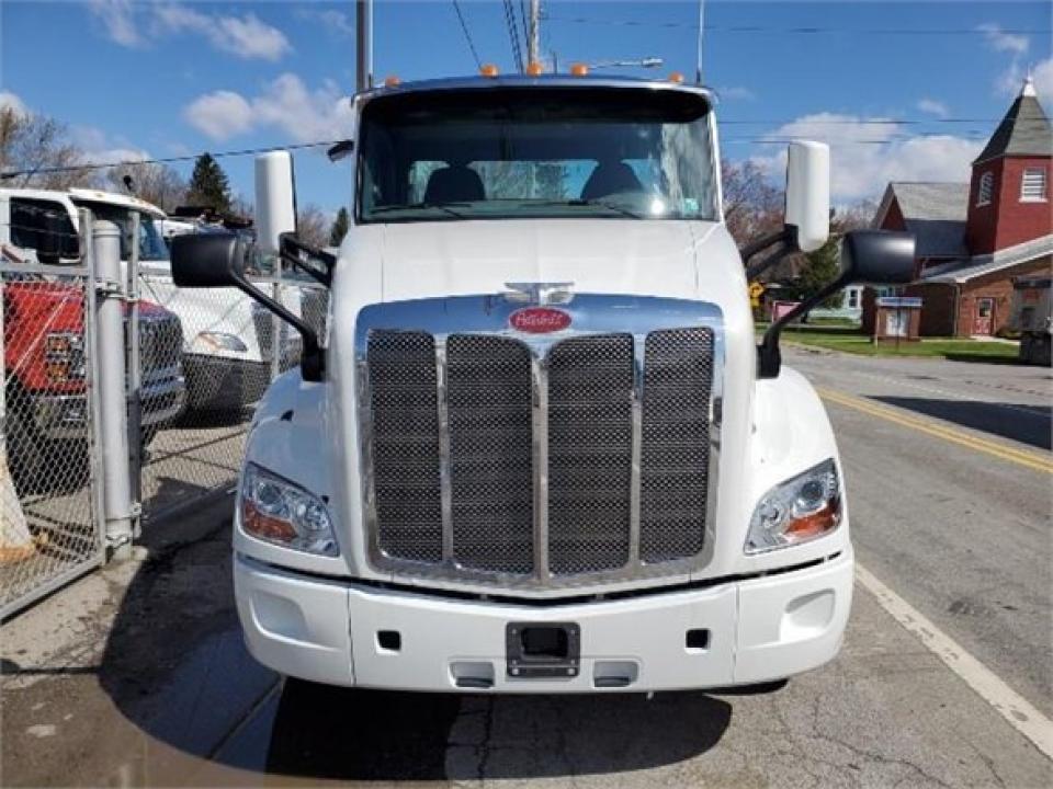 Used 2015 PETERBILT 579 For Sale in Eau Claire, Pe 160306030
