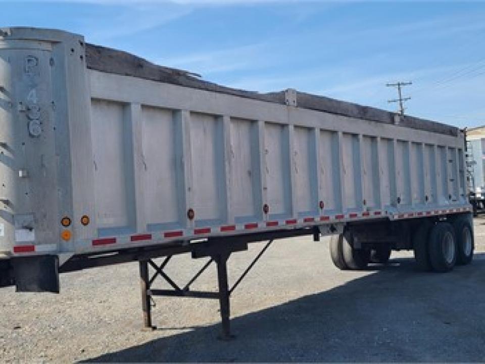 Used 1988 CMC ALUMINUM GONDOLA 39' LONG DOES NOT DUMP For Sale in