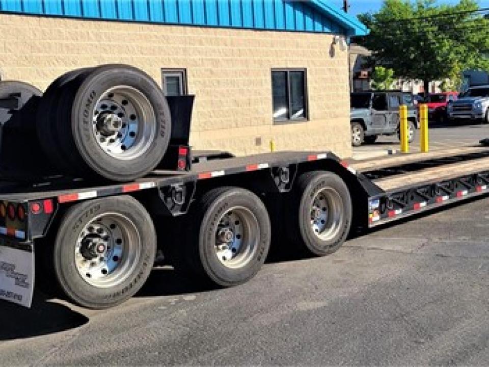 Used 2019 EAGER BEAVER 55TON LOWBOY (20" DECK HEIGHT, STUB CROSSMEMBERS, For Sale in Pittsburgh