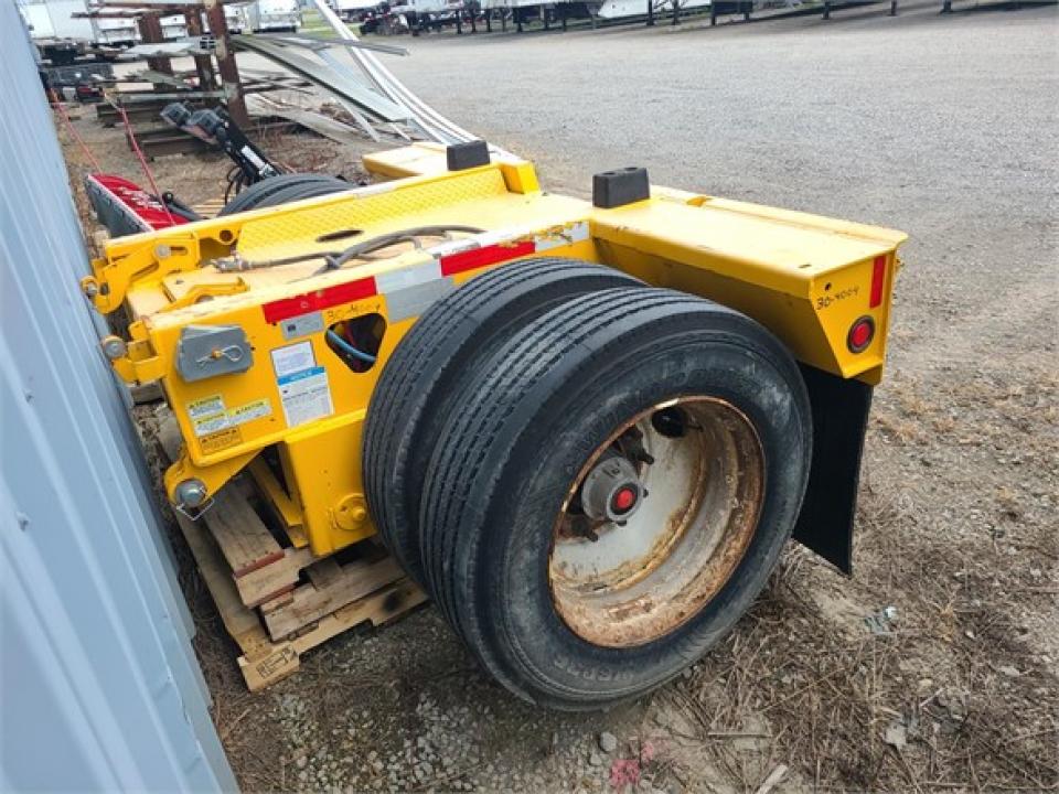 Used 2017 TRAIL KING FLIP AXLE For Sale in Hubbard, Ohio 44425