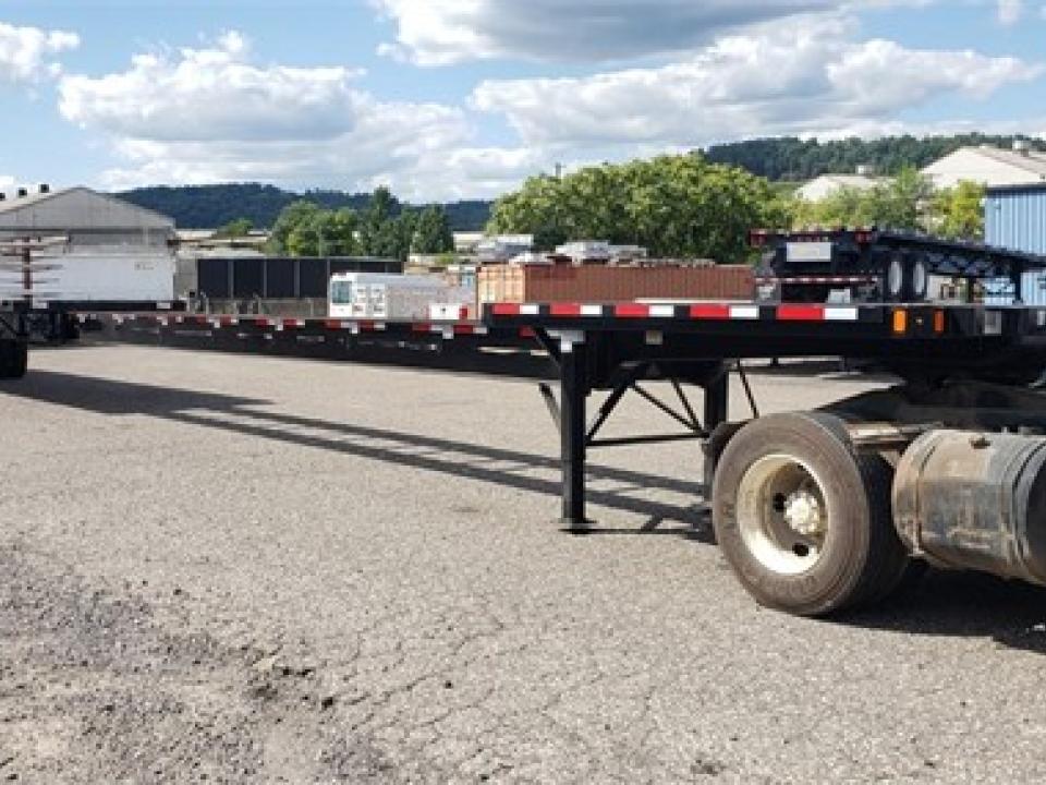 New 2024 FONTAINE XCALIBUR 53'90' EXTENDABLE For Sale in Hubbard, Ohio