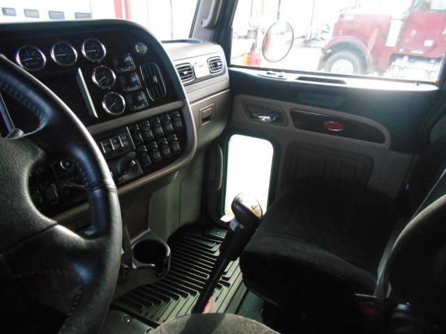 2012303740.jpg